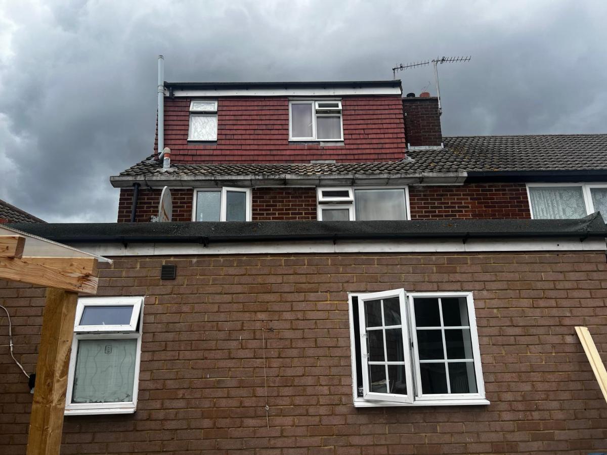 Good Priced Single Rooms In Hayes Northolt  Eksteriør billede